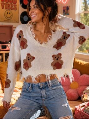 Just Polly Teddy Bear Sweater Size Large Distressed